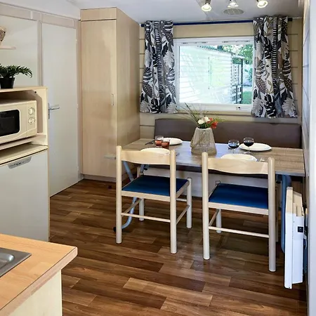 Campingplads Mobil Avec Salon De Jardin - 4 Pers. - Api-1-52-2535 *