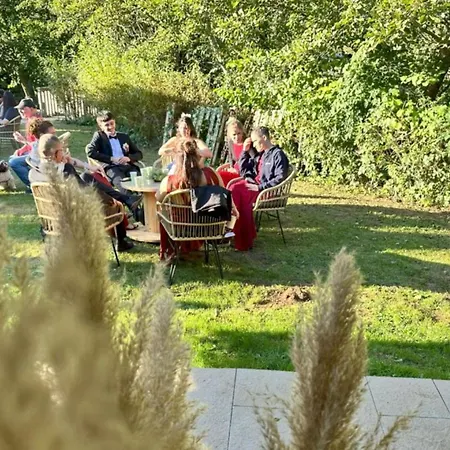 Campingplatz Mobil Avec Salon De Jardin - 4 Pers. - Api-1-52-2535 *